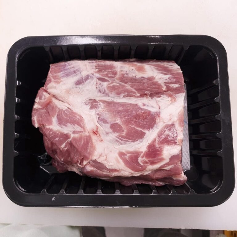 통돼지목살 한돈 생고기 구이 수육 바베큐 1등급 2kg 냉장